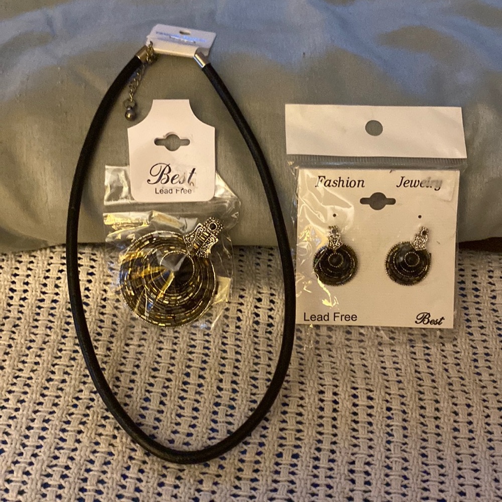 Sam Moon 3- Piece Set- Pendant w/Black Necklace & Earrings- NWT-never been worn.